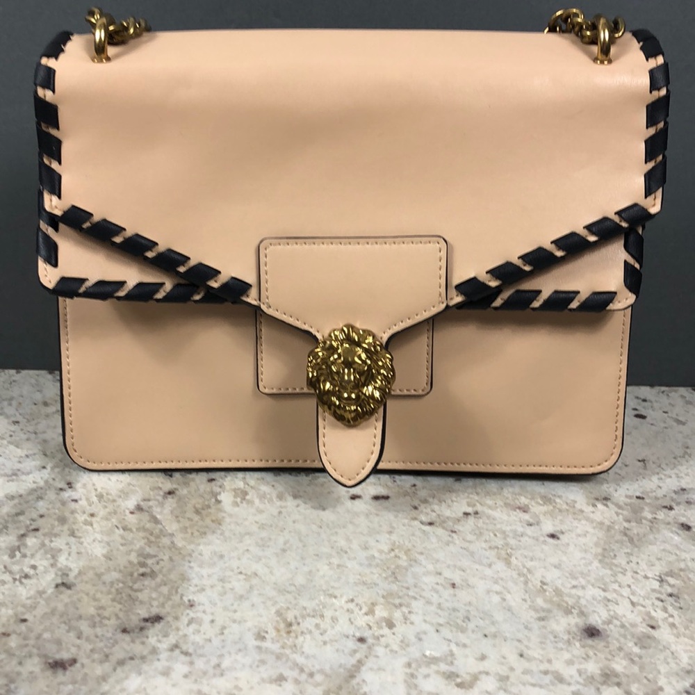 Anne klein